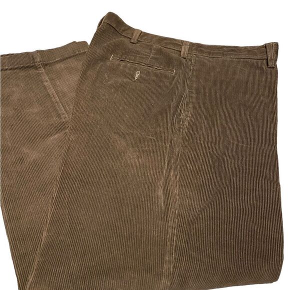 Haggar size 36 x 30 brown cords flat front no cuffs excellent condition - Picture 2 of 2